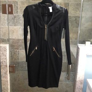 Cache sexy black dress